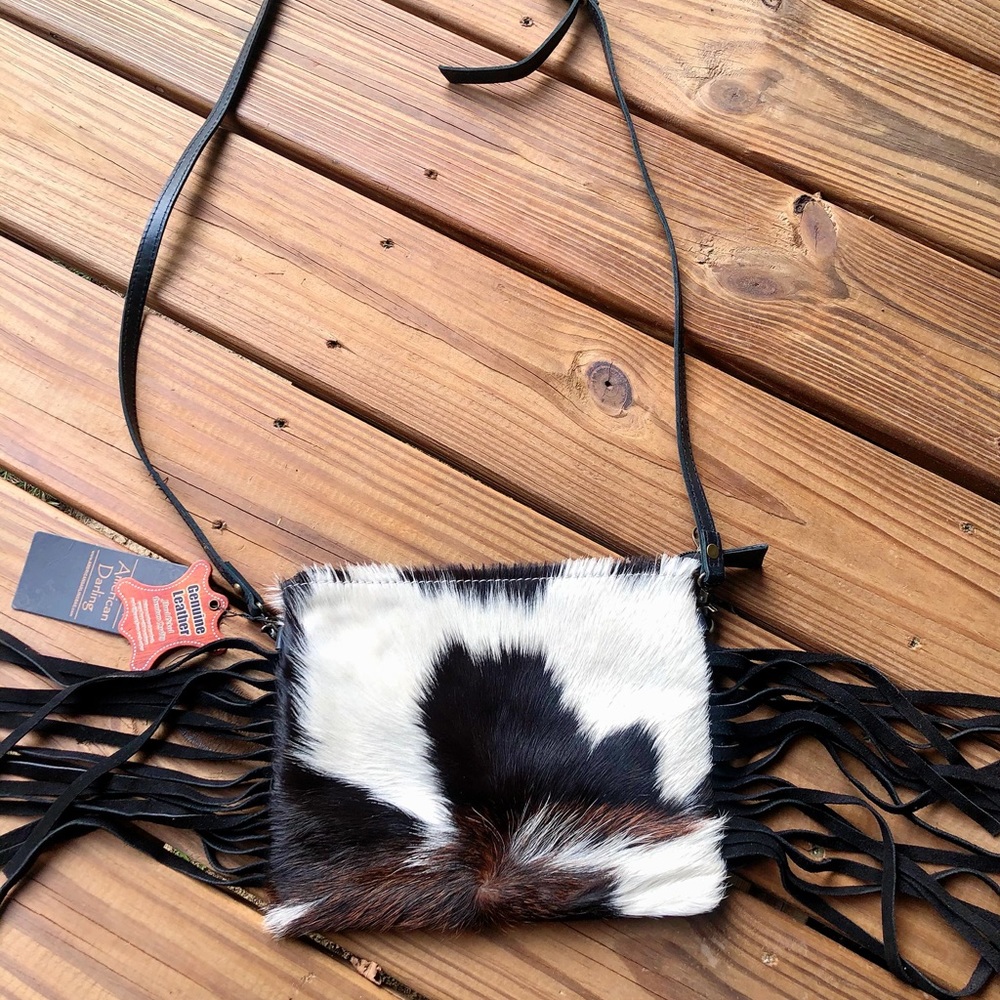 American Darling Cowhide Crossbody (Black)